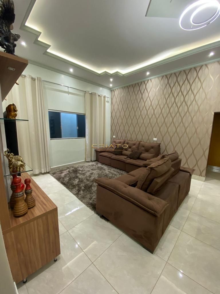 Sobrado de 3 quartos, 290m² no bairro Setor Central, em Campo Limpo de Goiás | Eu Corretor