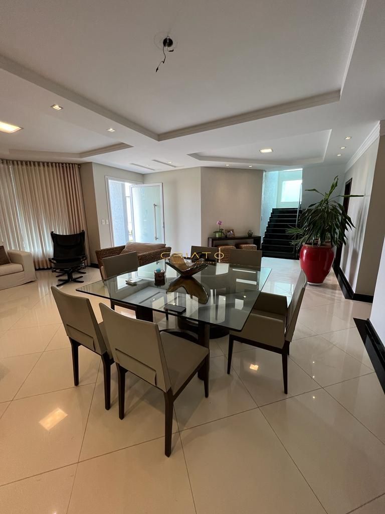 Casa de 5 quartos, 293m² no bairro Residencial Sun Flower, em Anápolis | Eu Corretor