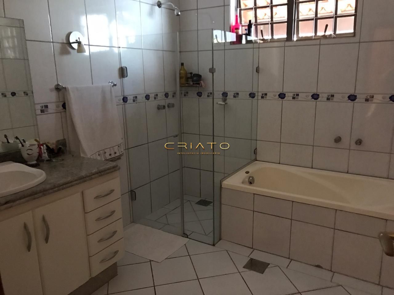 Casa de 4 quartos, 520m² no bairro VILA NOSSA SENHORA D ABADIA, em Anápolis | Eu Corretor
