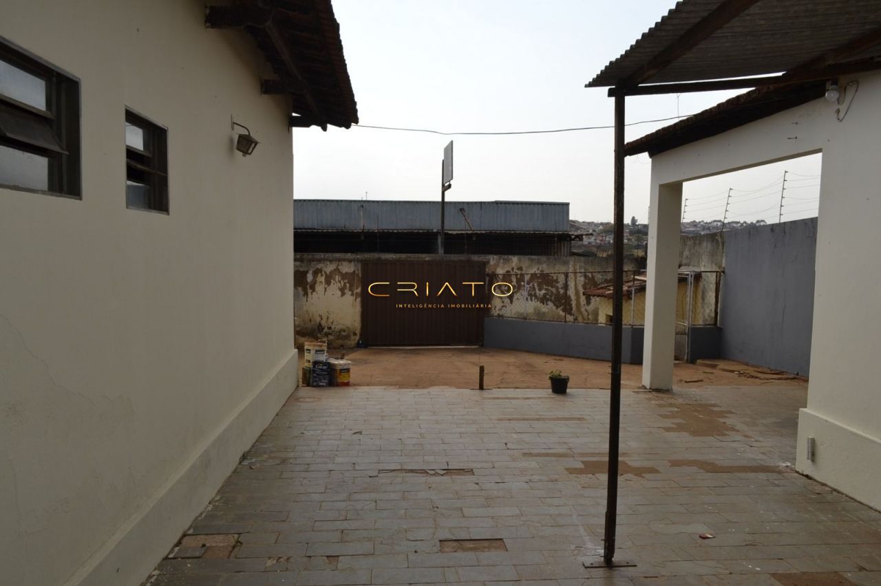 Casa de 3 quartos, 159m² no bairro Vila João Luiz de Oliveira, em Anápolis | Eu Corretor