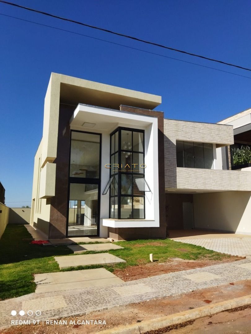 Casa de 3 quartos, 257m² no bairro Condomínio Grand Trianon, em Anápolis | Eu Corretor