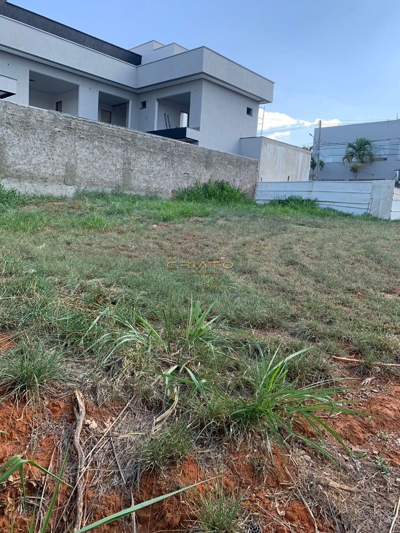 Lote/Terreno de 420m² no bairro Setor Bougainville, em Anápolis | Eu Corretor