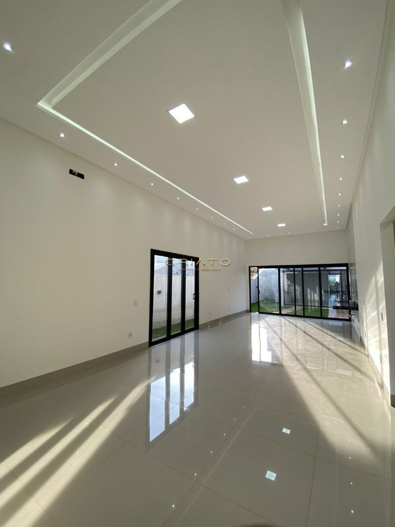 Casa de 3 quartos, 200m² no bairro Condomínio Residencial Gaudi, em Anápolis | Eu Corretor