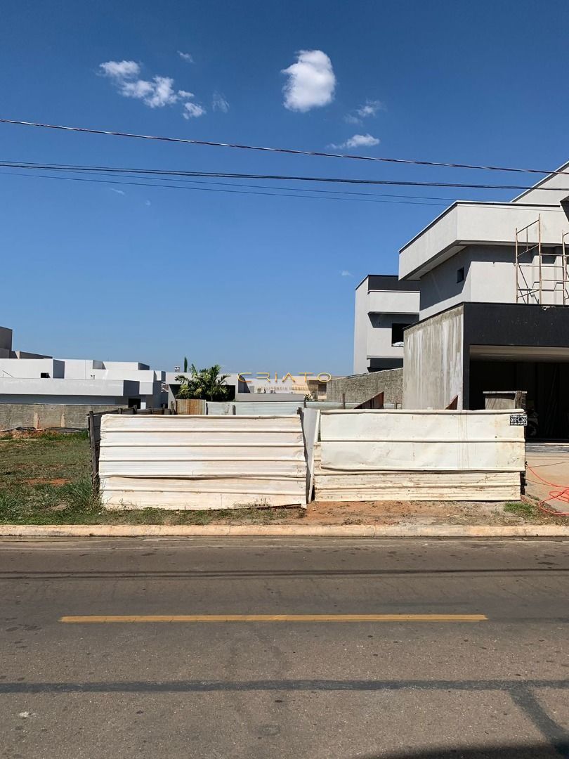 Lote/Terreno de 420m² no bairro Setor Bougainville, em Anápolis | Eu Corretor