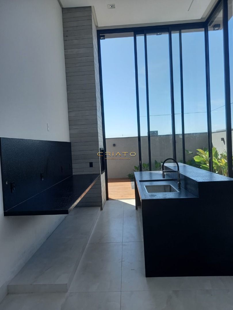 Casa de 3 quartos, 198m² no bairro Condomínio Terras Alpha Anápolis, em Anápolis | Eu Corretor
