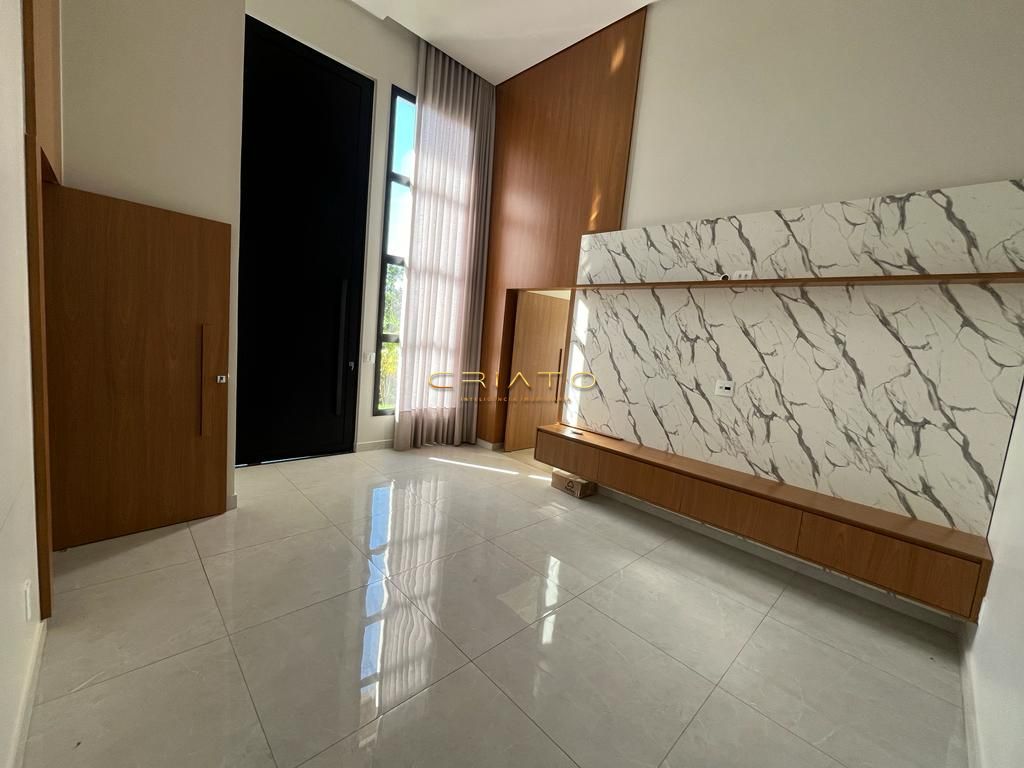 Casa de 4 quartos, 257m² no bairro Condomínio Residencial Grand Trianon, em Anápolis | Eu Corretor