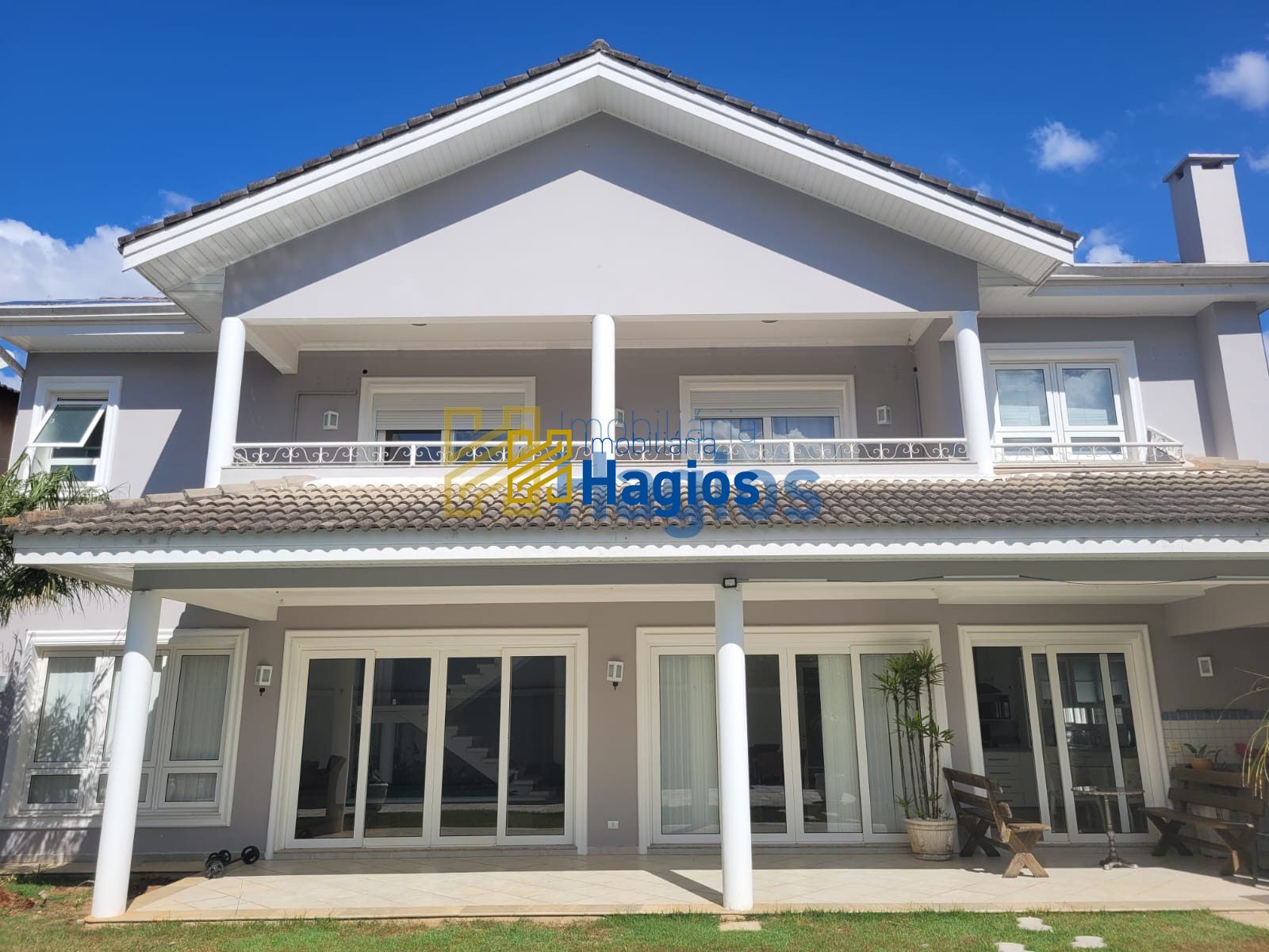 Casa em condomnio para alugar  no Residencial Morada das Estrelas,(Aldeia da Serra) - Barueri, SP. Imveis