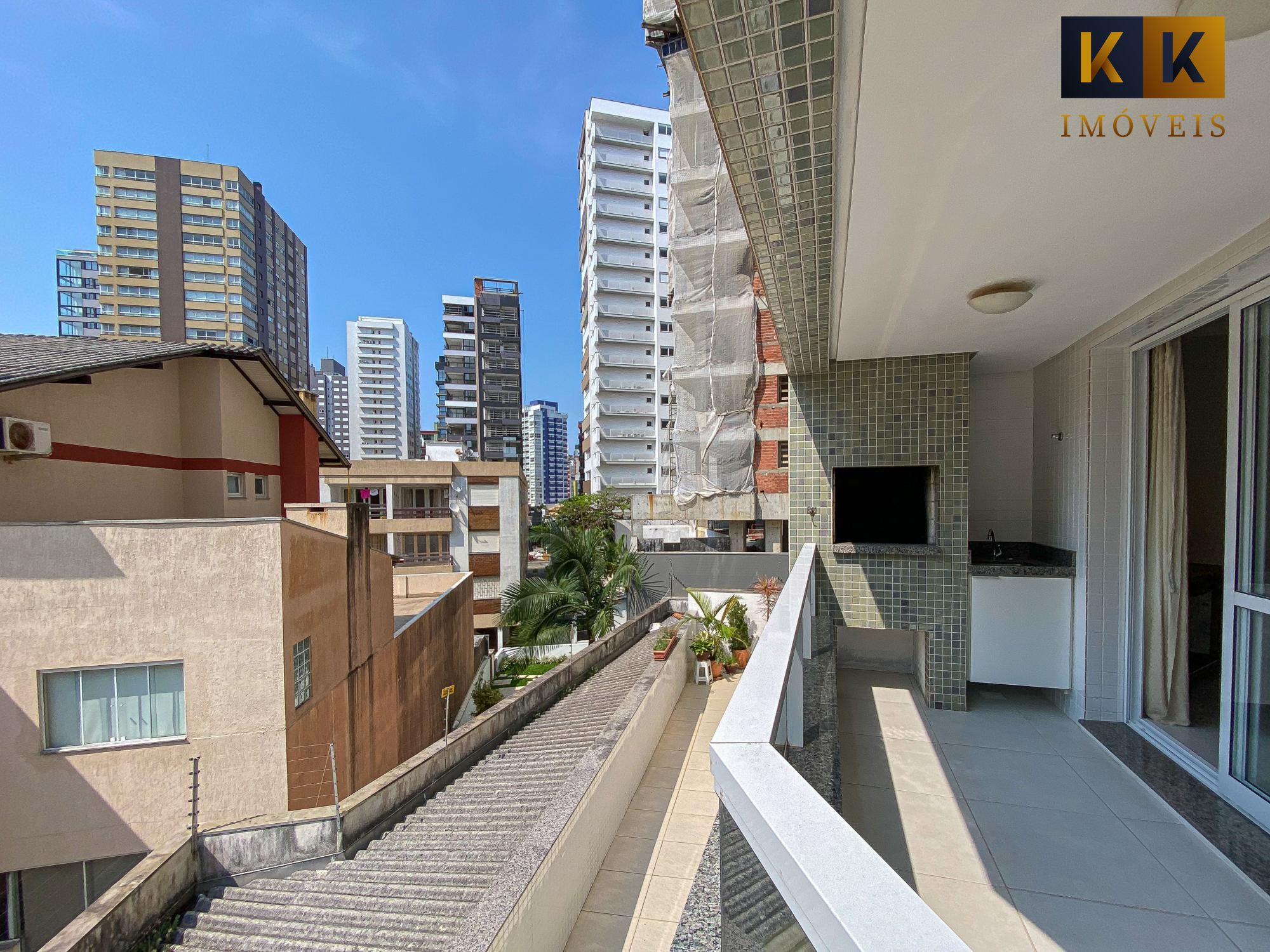 Apartamento à venda com 3 quartos, 93m² - Foto 11