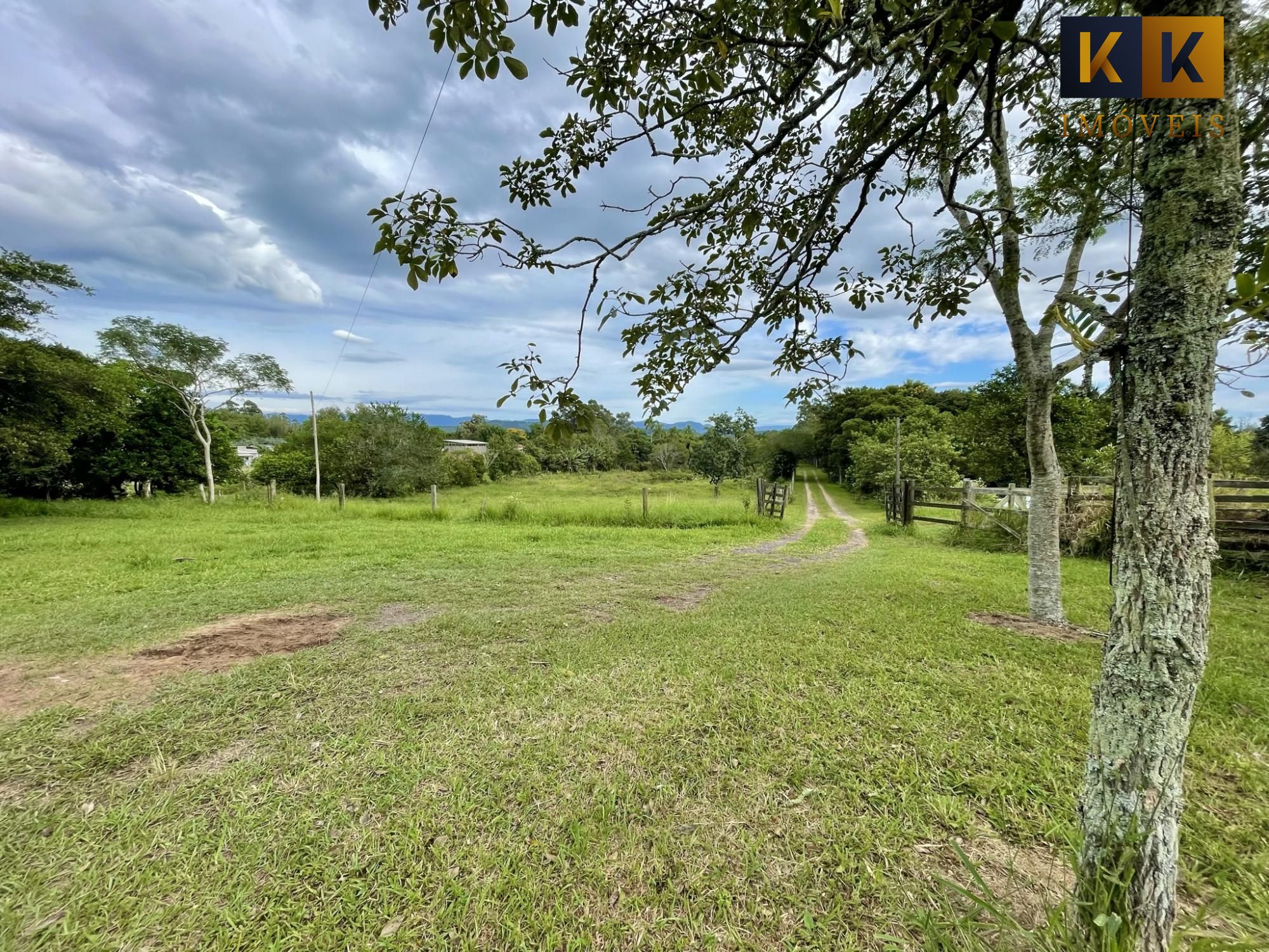 Sítio à venda com 3 quartos, 170m² - Foto 19