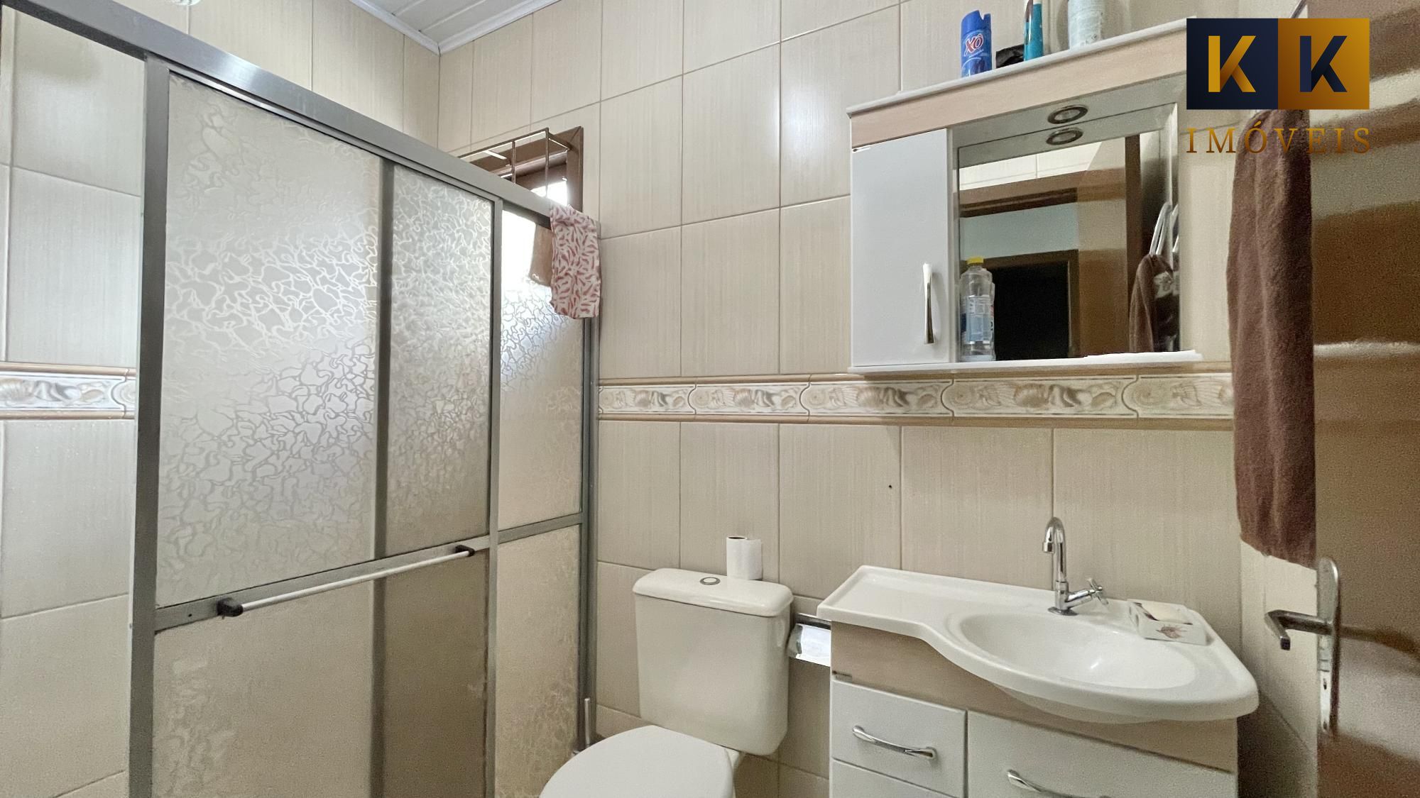 Casa à venda com 8 quartos, 300m² - Foto 23