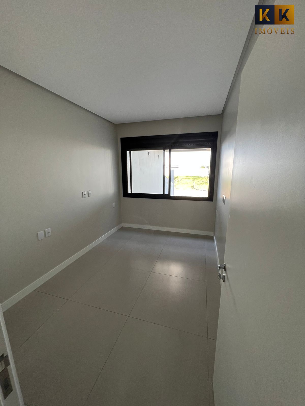 Casa à venda com 2 quartos, 110m² - Foto 13