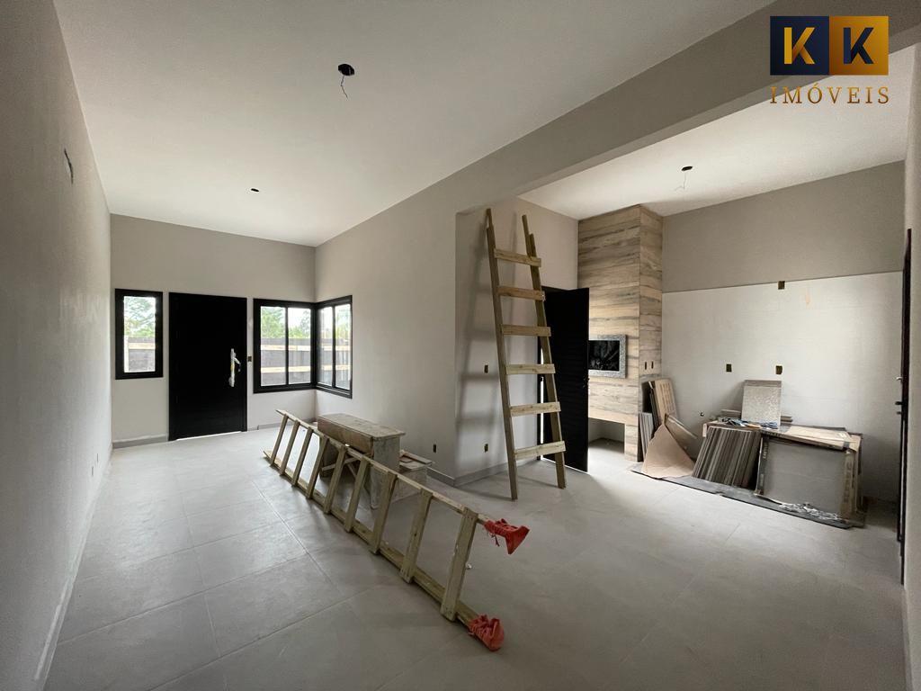 Casa à venda com 2 quartos, 73m² - Foto 2