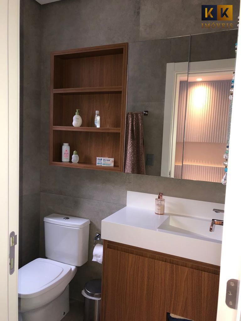 Apartamento à venda com 3 quartos, 134m² - Foto 18