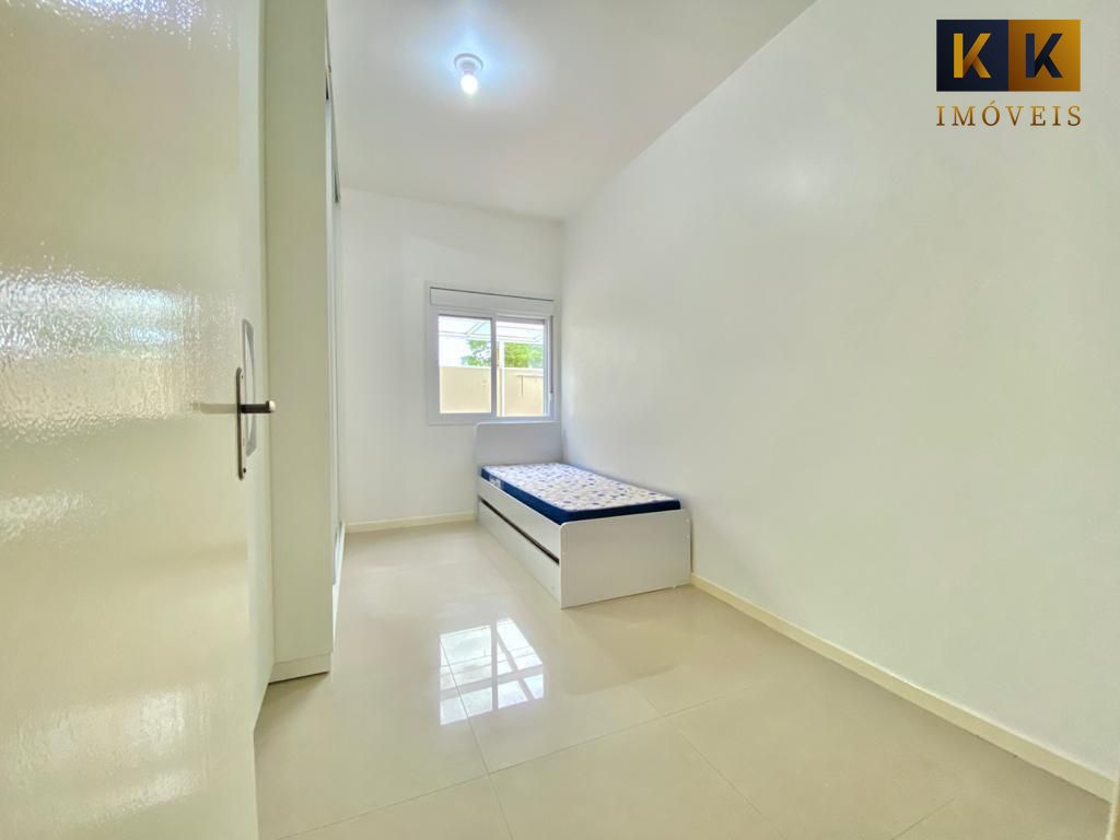 Casa à venda com 2 quartos, 90m² - Foto 13