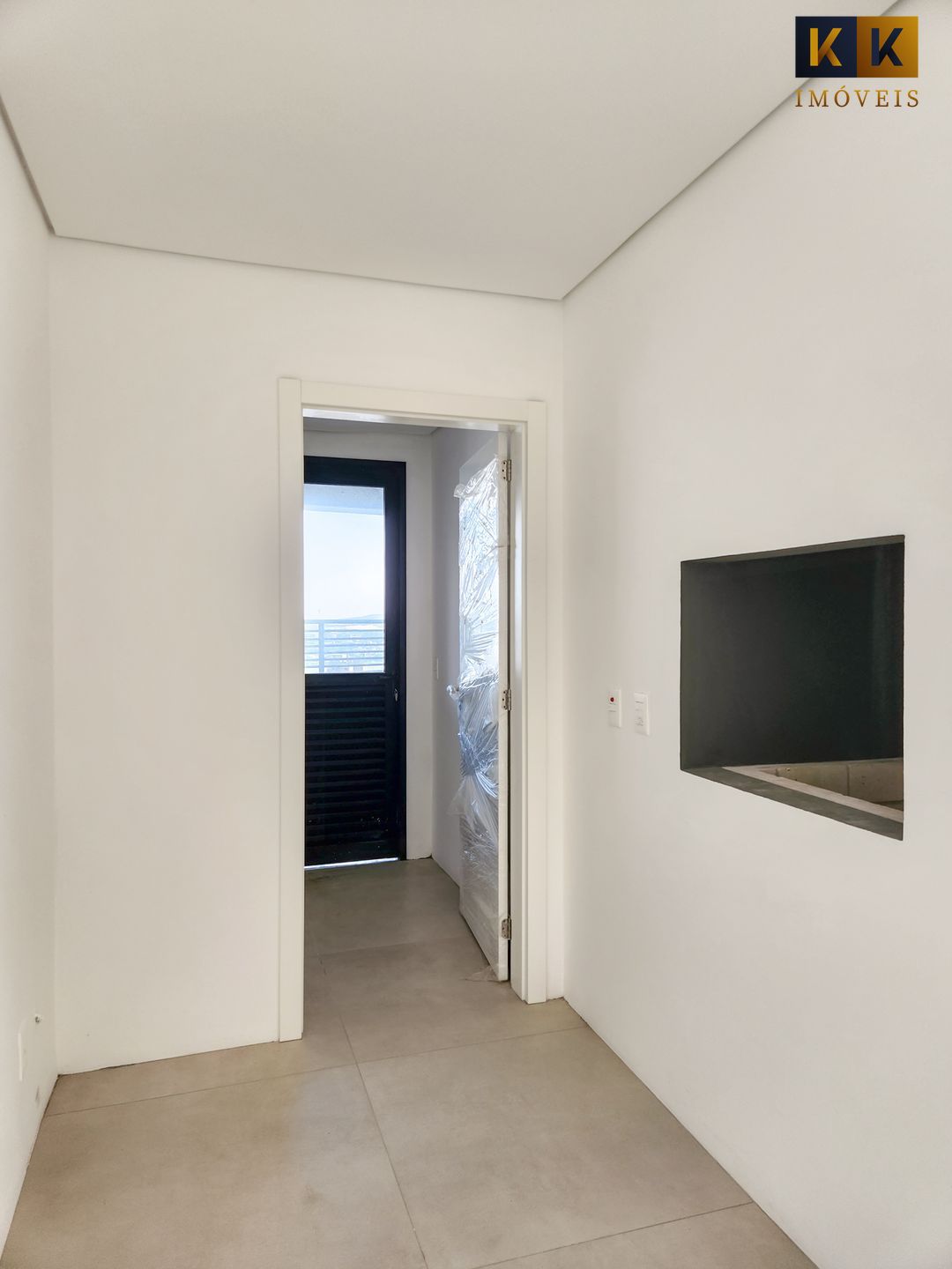 Apartamento à venda com 2 quartos, 79m² - Foto 14