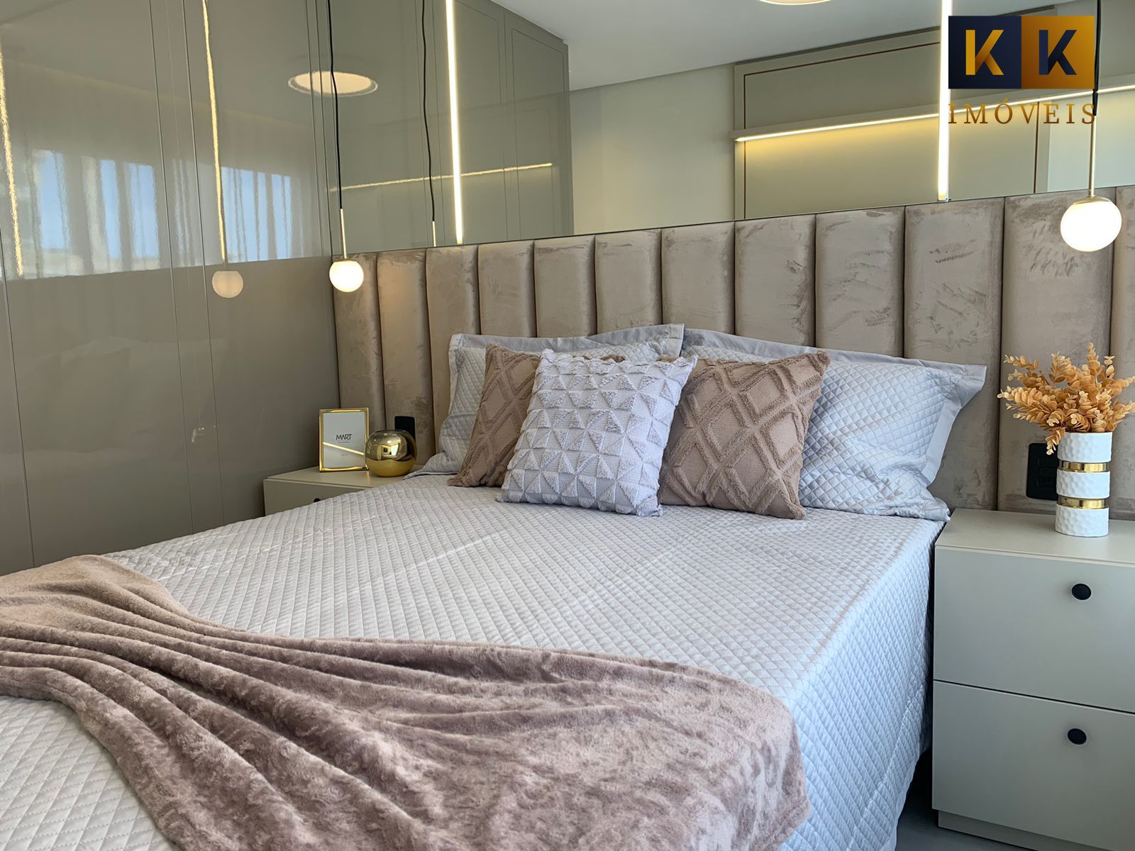 Apartamento à venda com 2 quartos, 60m² - Foto 16