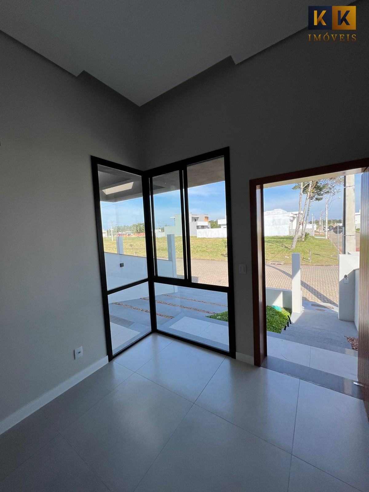 Casa à venda com 2 quartos, 110m² - Foto 4