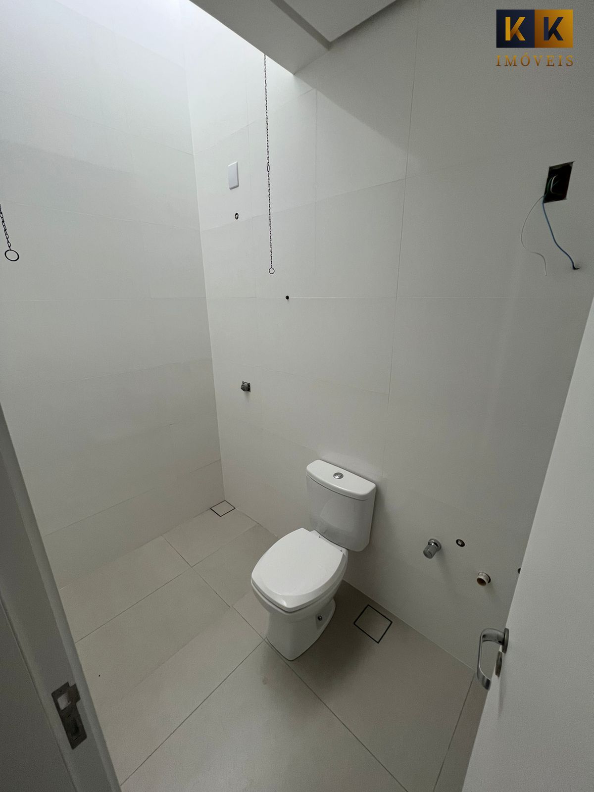 Casa à venda com 2 quartos, 110m² - Foto 12