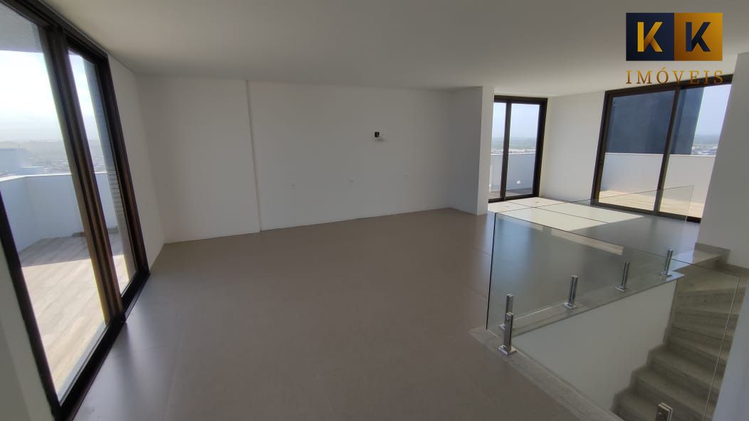 Apartamento à venda com 4 quartos, 235m² - Foto 14