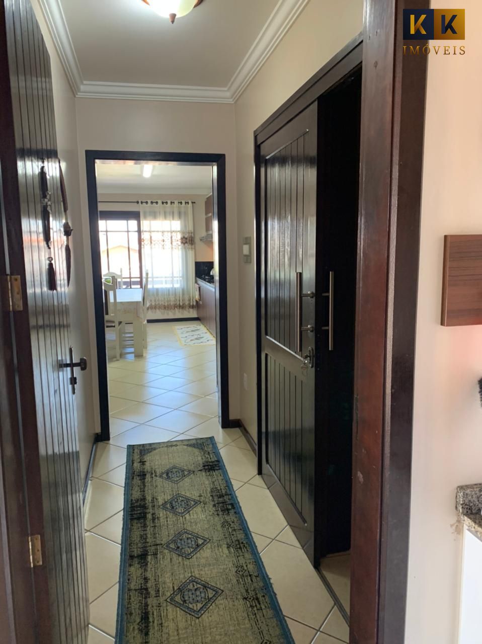 Casa à venda com 8 quartos, 300m² - Foto 12