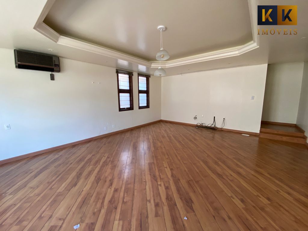 Casa à venda com 3 quartos, 327m² - Foto 13