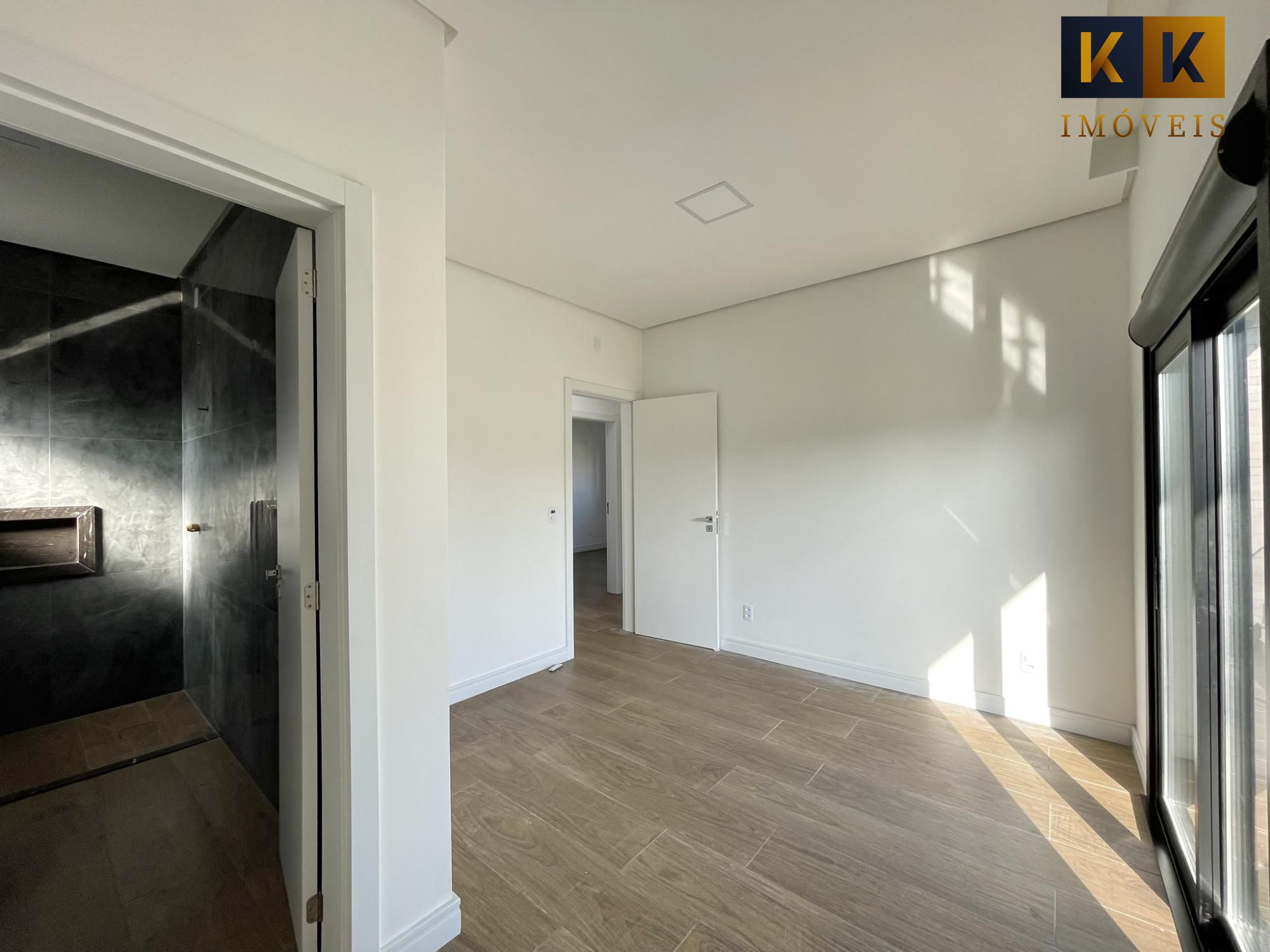 Casa à venda com 4 quartos, 252m² - Foto 18