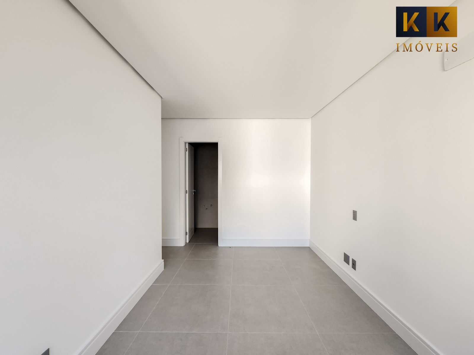 Apartamento à venda com 3 quartos, 103m² - Foto 18