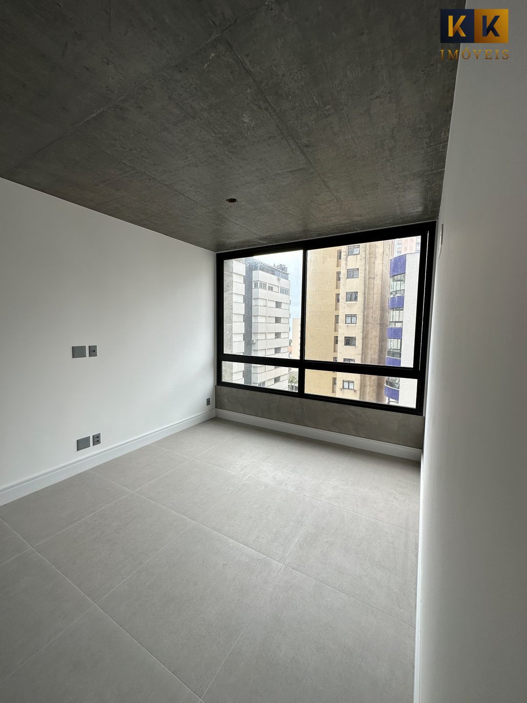 Apartamento à venda com 2 quartos, 73m² - Foto 25