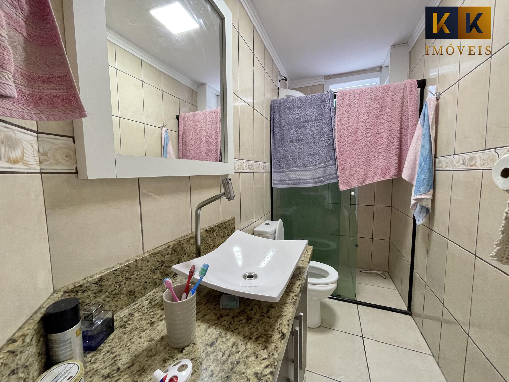 Casa à venda com 2 quartos, 139m² - Foto 14