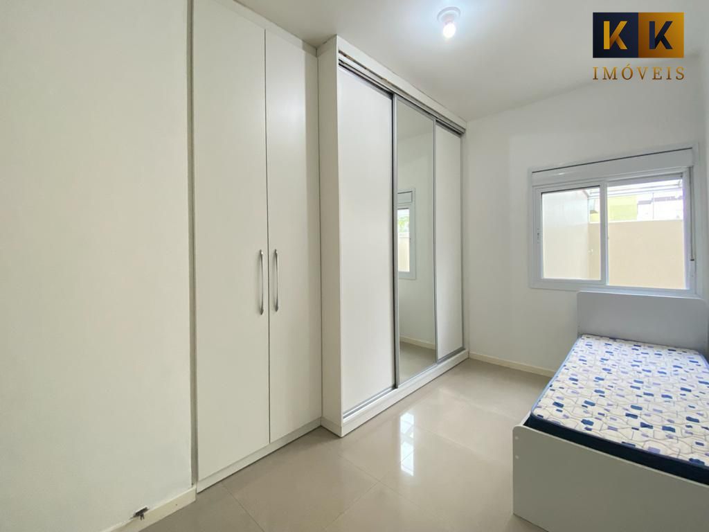 Casa à venda com 2 quartos, 90m² - Foto 18