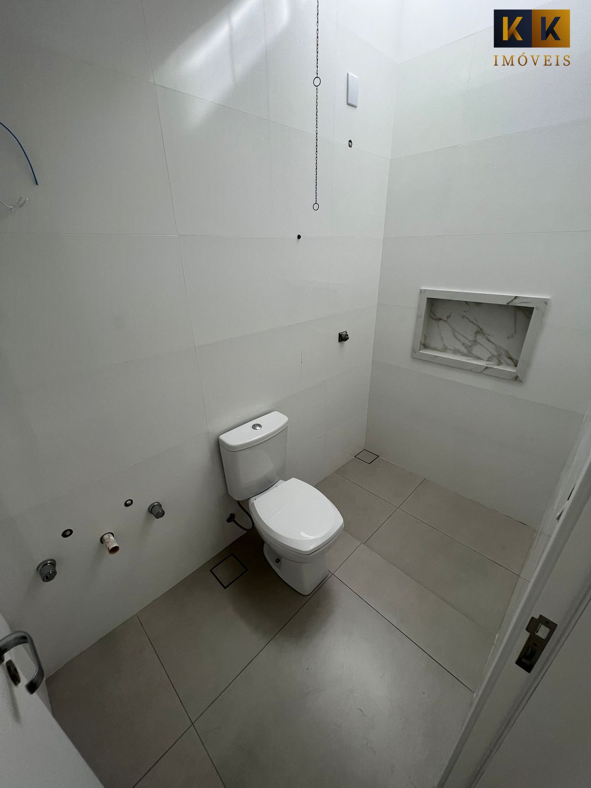 Casa à venda com 2 quartos, 110m² - Foto 11