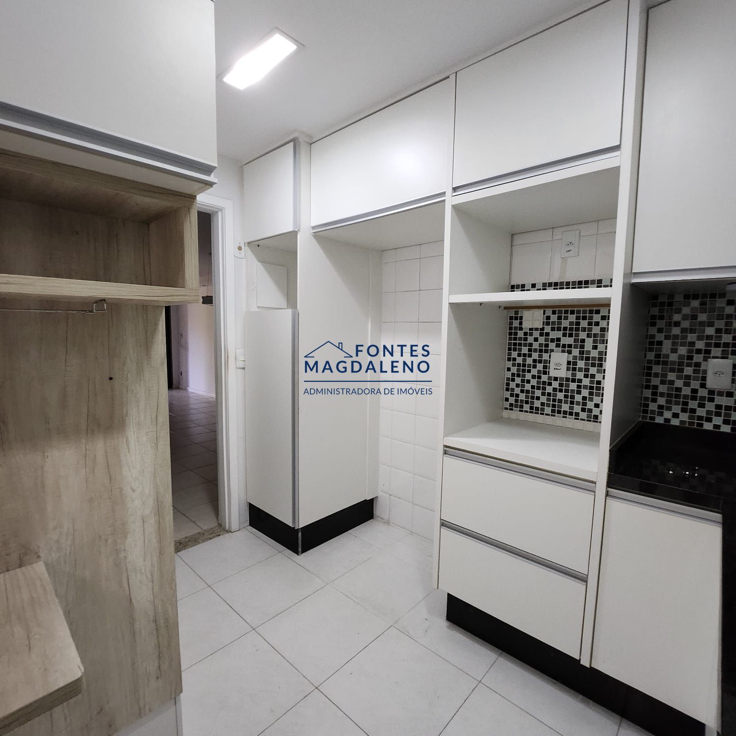 Apartamento à venda com 3 quartos, 110m² - Foto 12