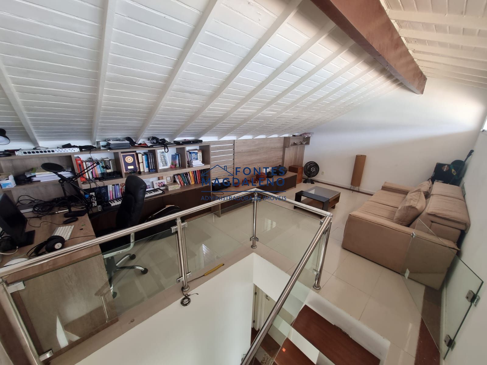 Casa de Condomínio à venda com 4 quartos, 226m² - Foto 19