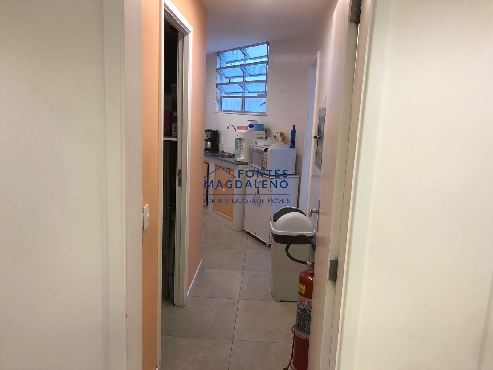 Conjunto Comercial-Sala à venda com 5 quartos, 150m² - Foto 40