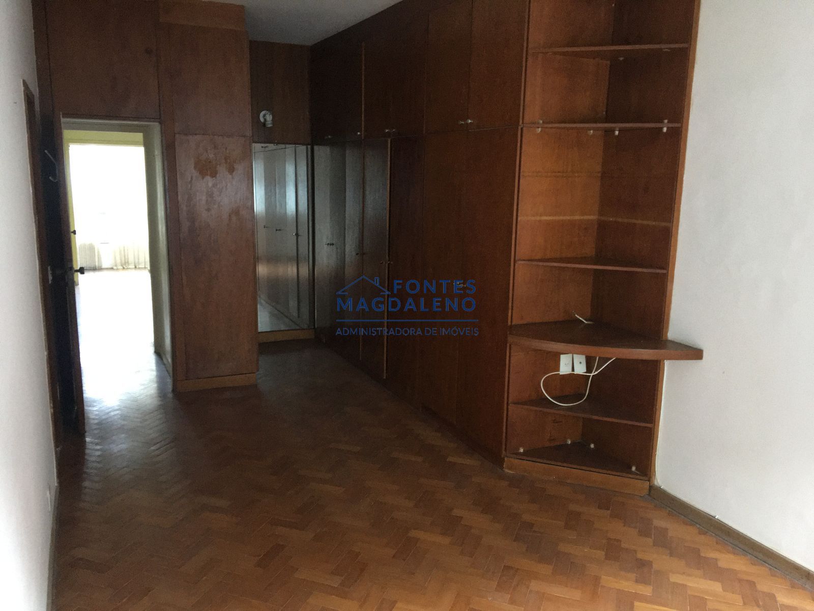 Apartamento à venda com 3 quartos, 170m² - Foto 23