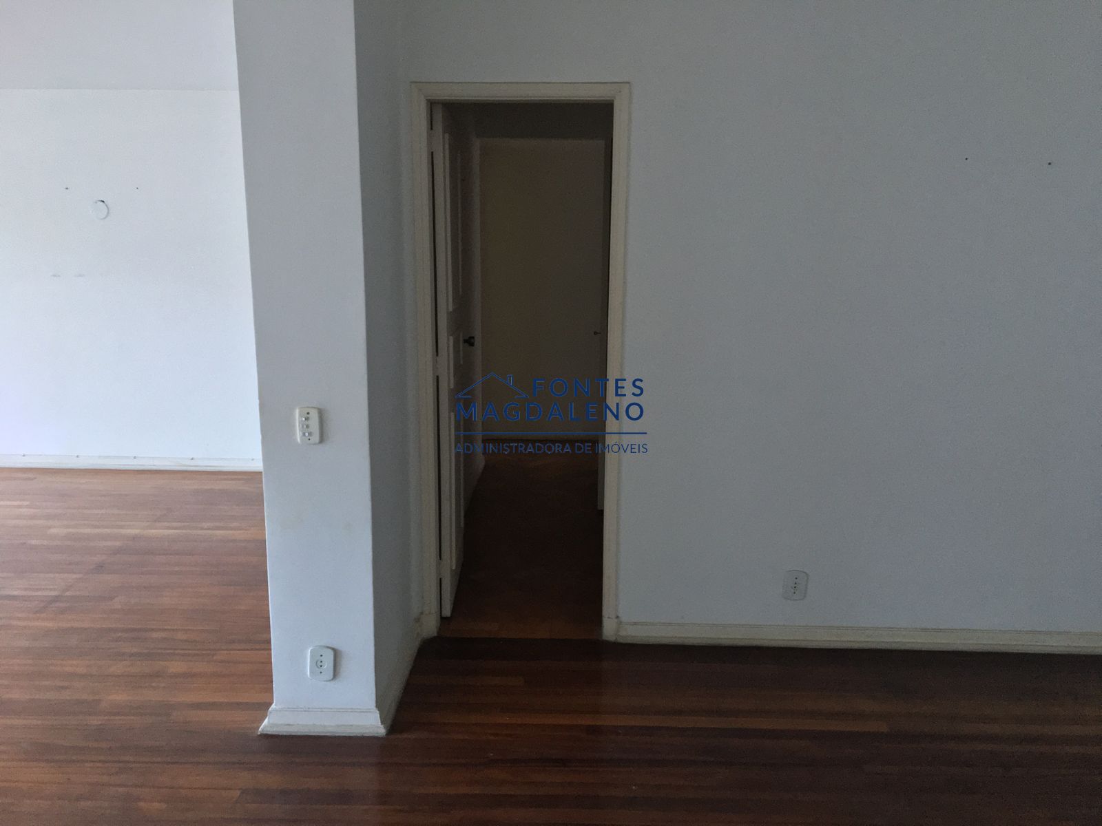 Apartamento à venda com 3 quartos, 170m² - Foto 12