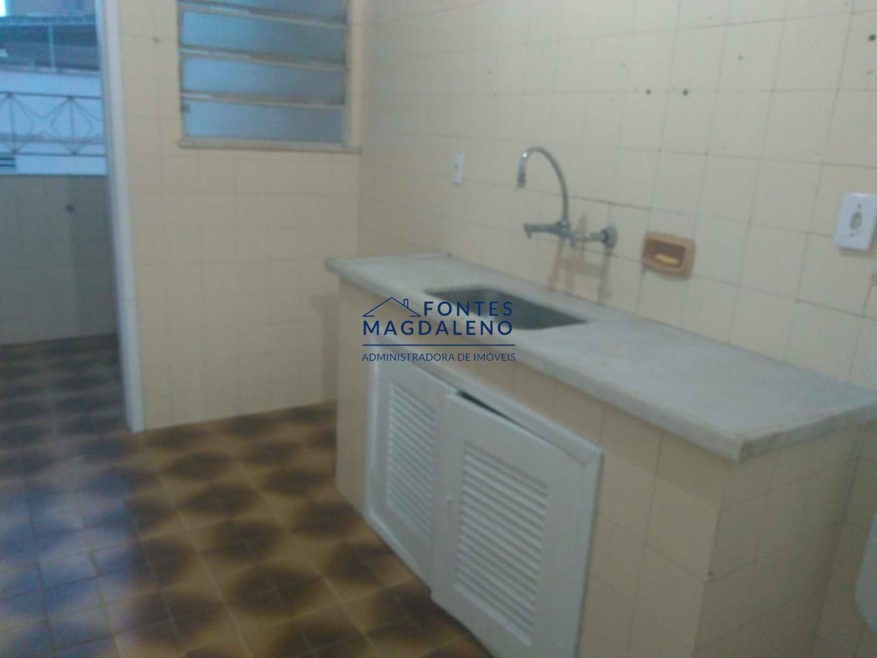 Apartamento à venda com 3 quartos, 76m² - Foto 12