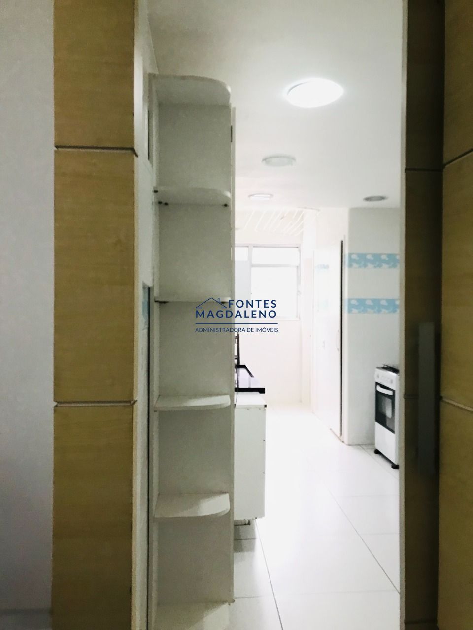 Apartamento à venda com 3 quartos, 98m² - Foto 11