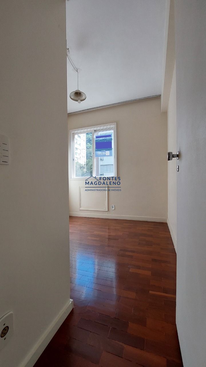 Apartamento à venda com 2 quartos, 60m² - Foto 2