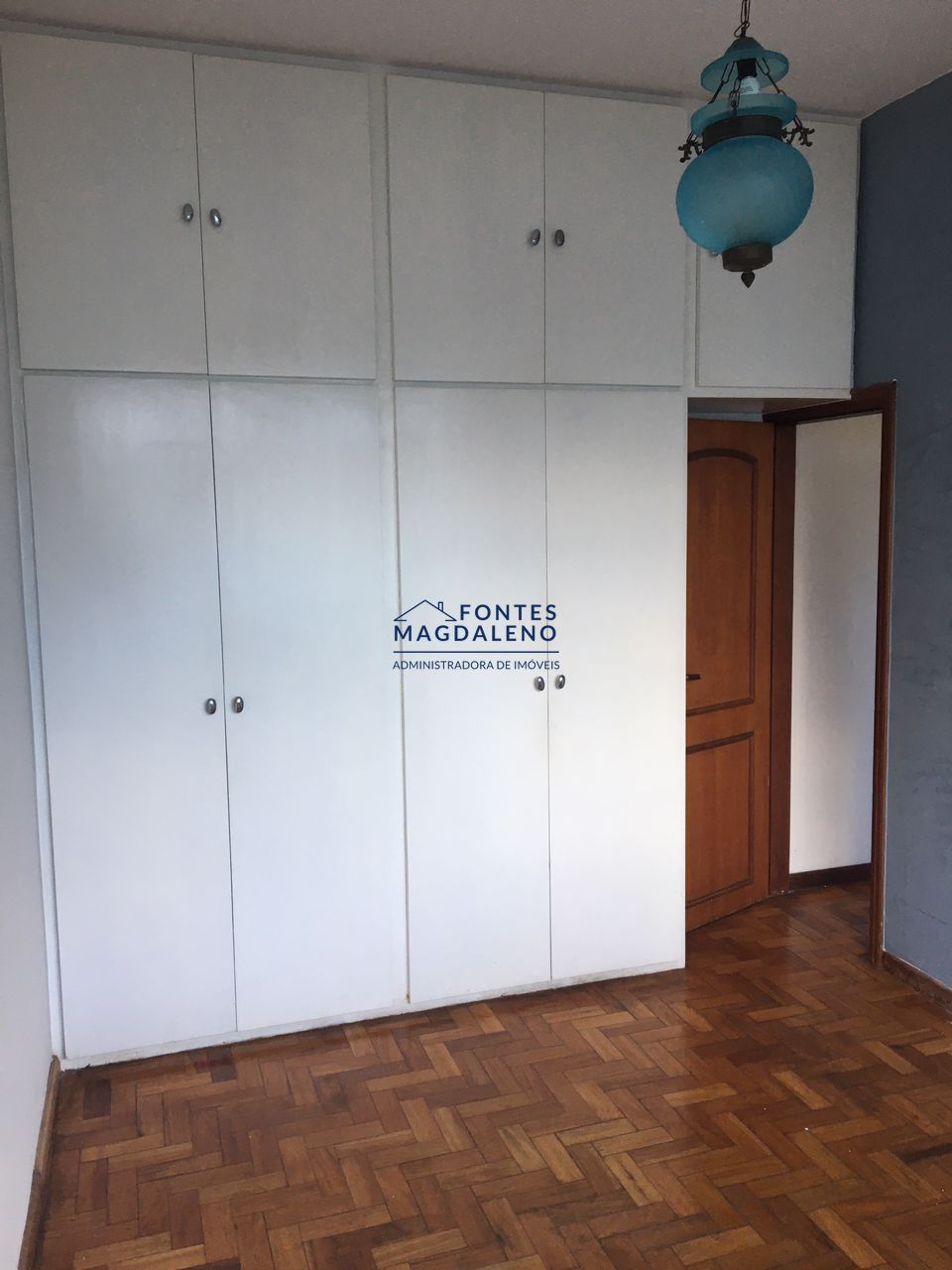 Apartamento à venda com 2 quartos, 64m² - Foto 27