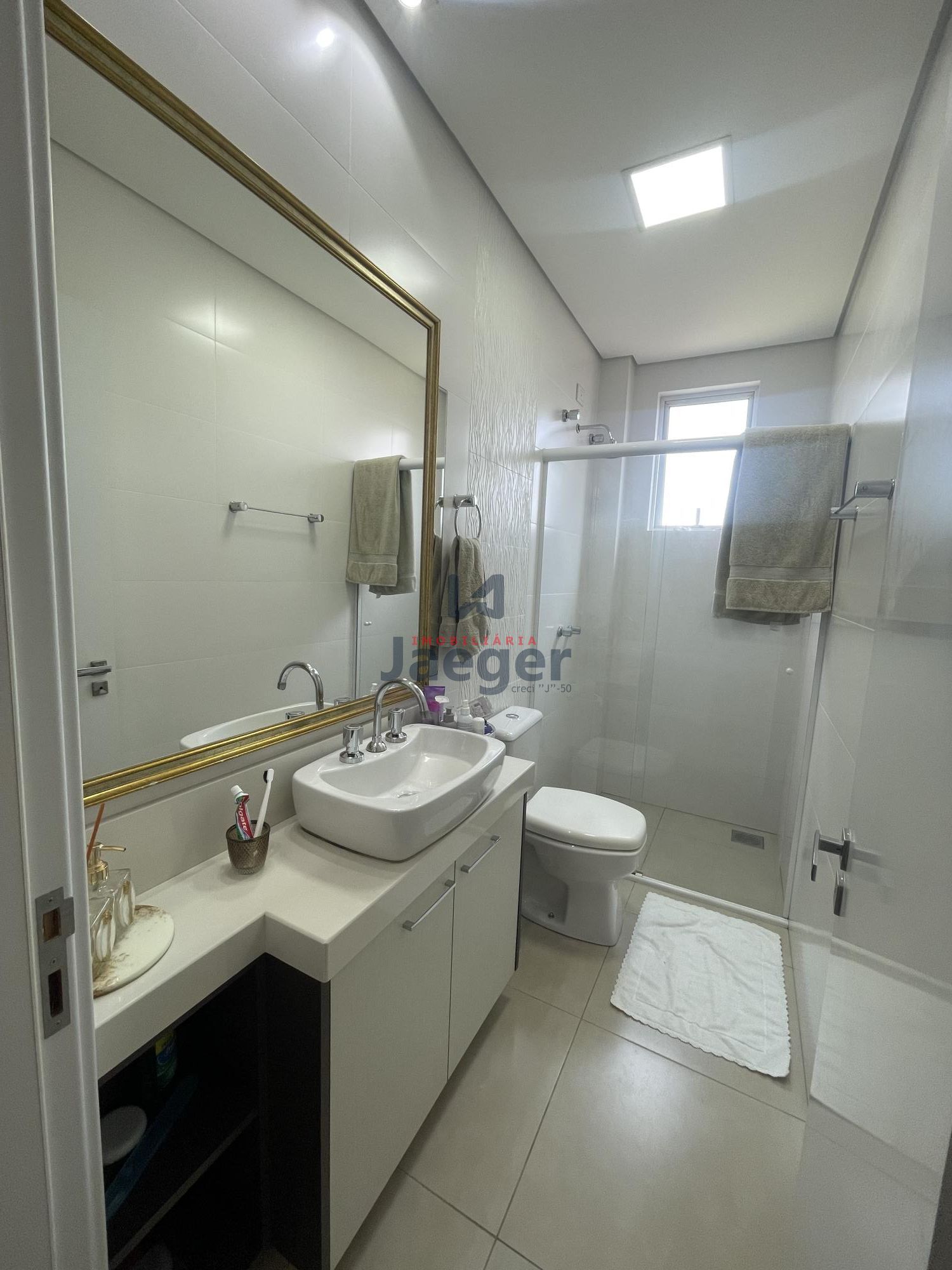 Apartamento à venda com 2 quartos, 74m² - Foto 27