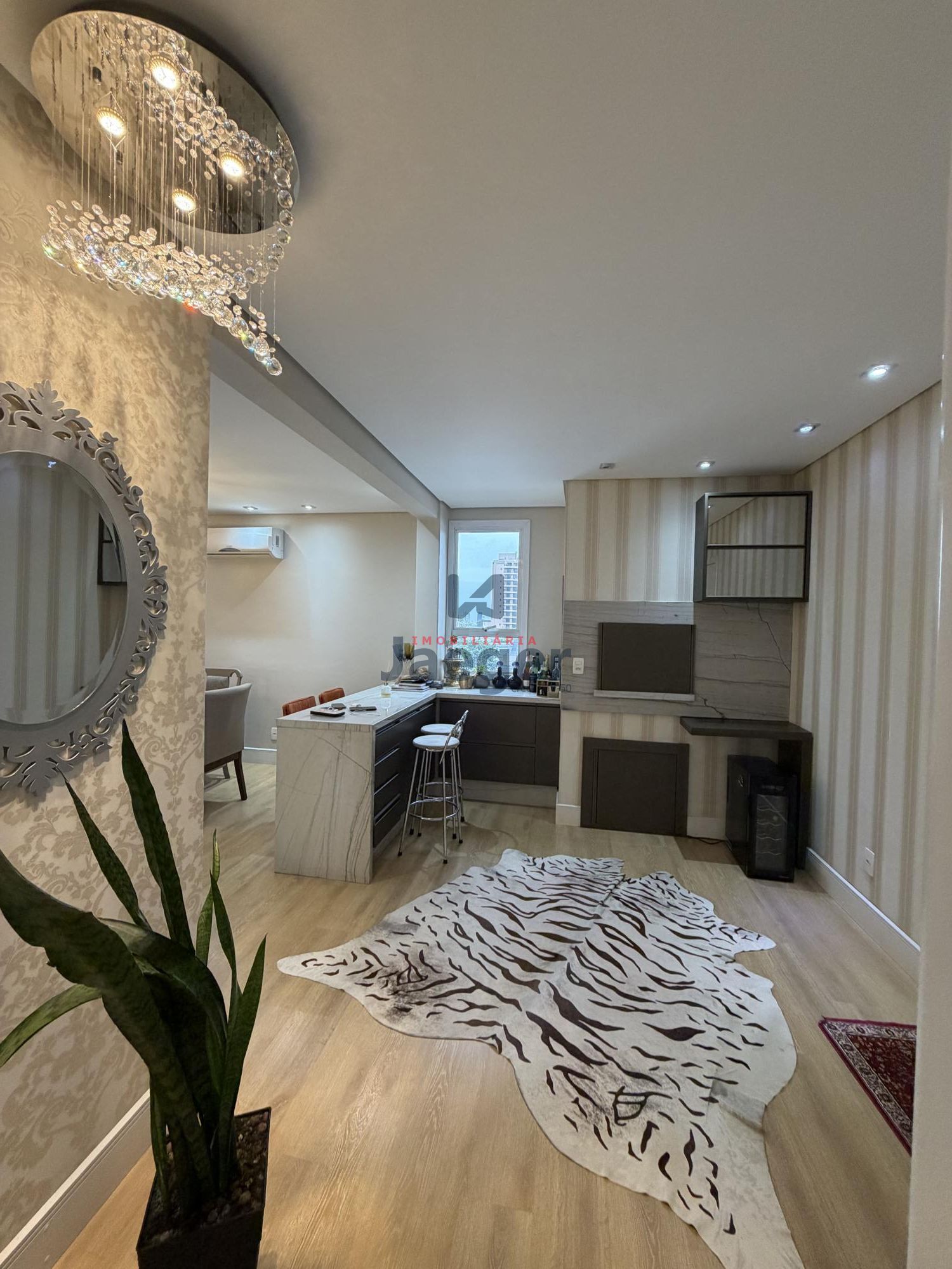 Apartamento, 3 quartos, 131 m² - Foto 1