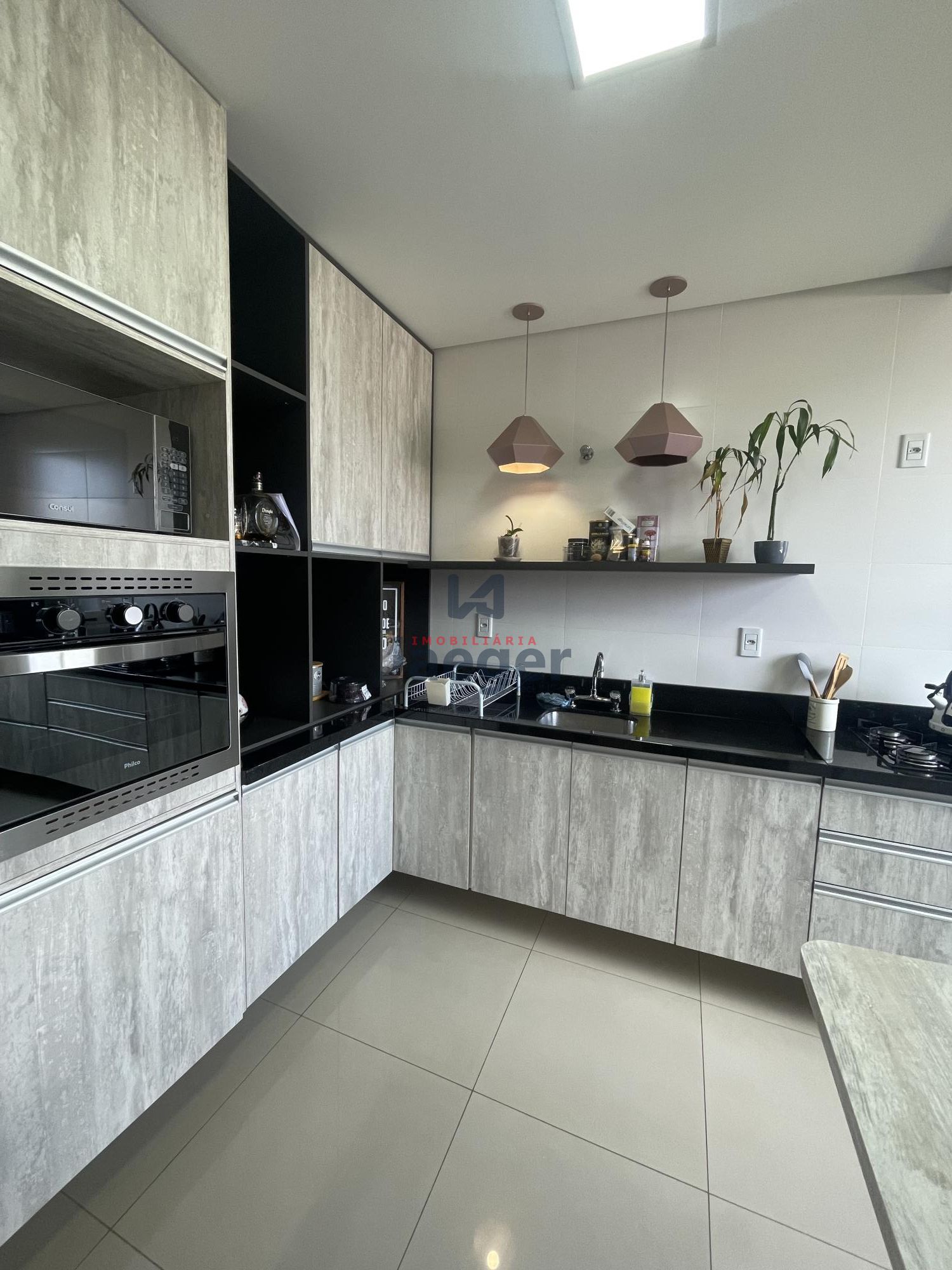 Apartamento à venda com 2 quartos, 74m² - Foto 8