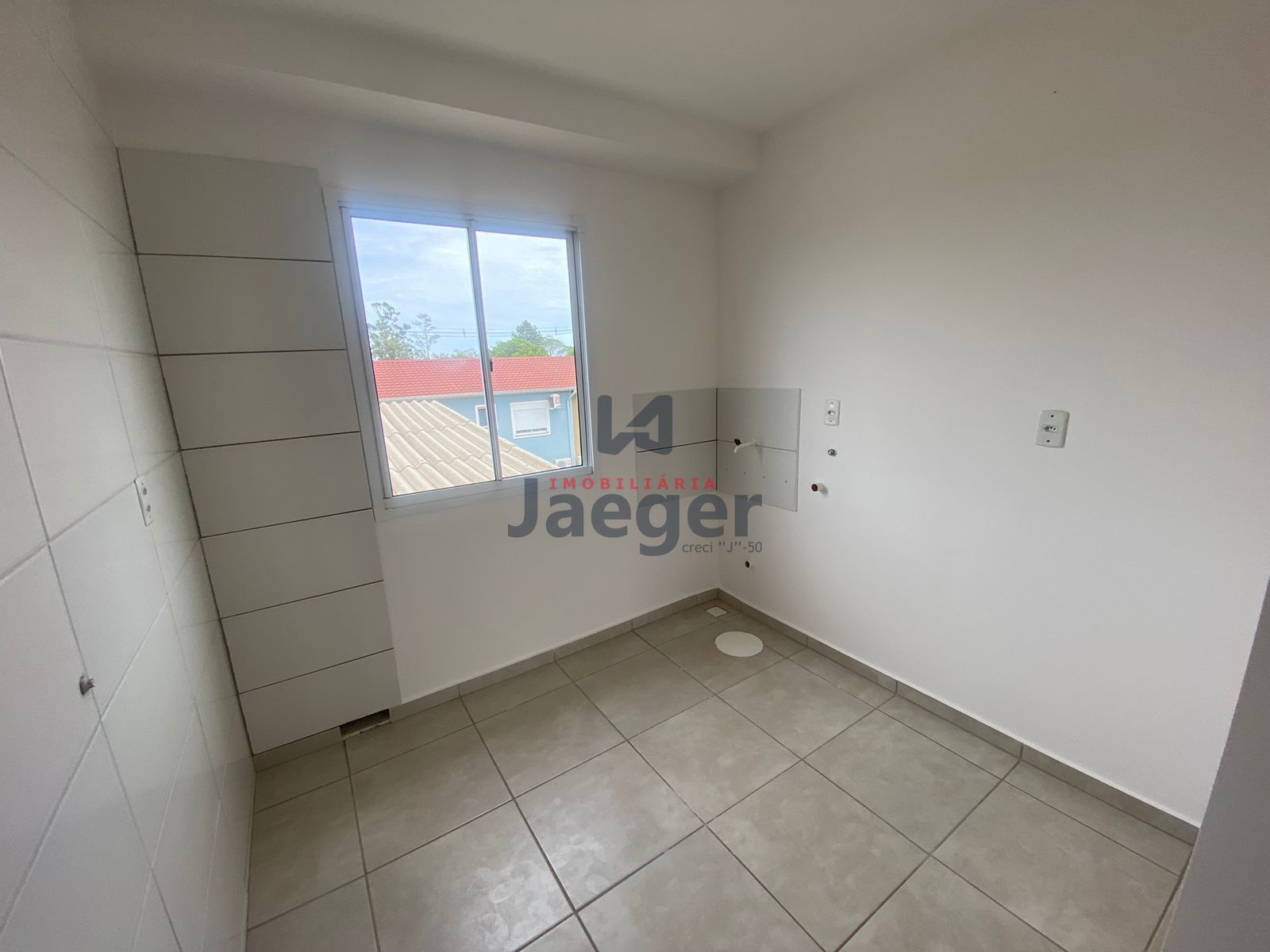 Apartamento para alugar com 2 quartos, 55m² - Foto 2