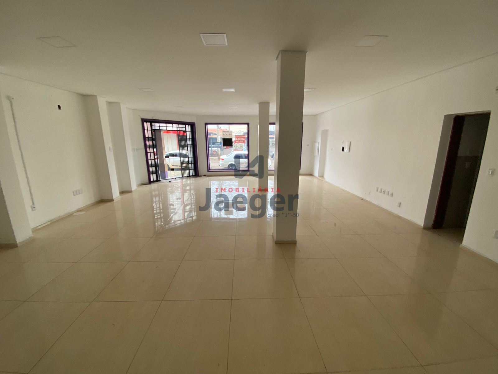 Conjunto Comercial-Sala à venda e aluguel com 1 quarto, 169m² - Foto 3