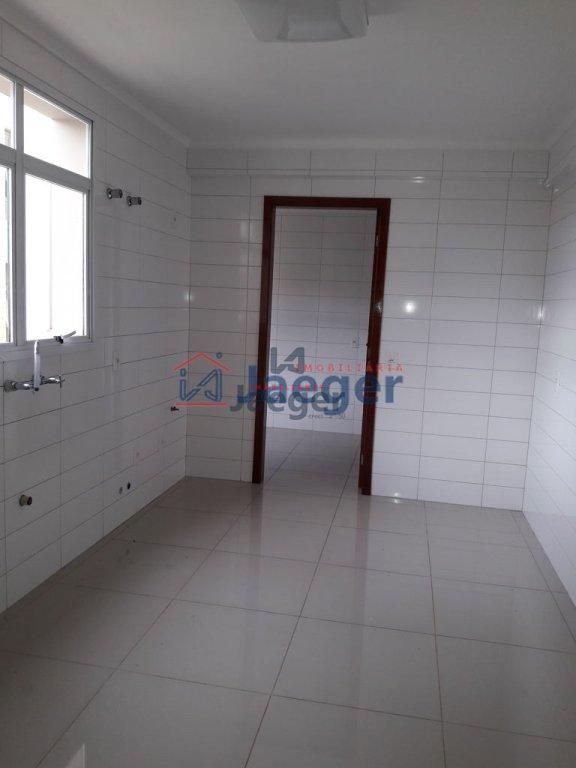 Apartamento à venda com 3 quartos, 148m² - Foto 12