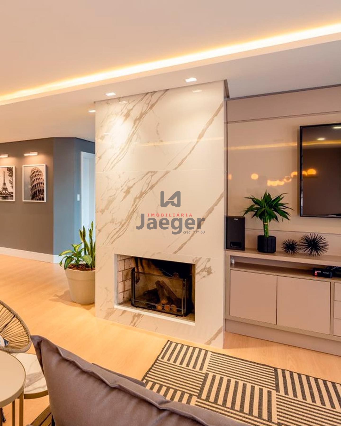 Casa à venda com 4 quartos, 315m² - Foto 3