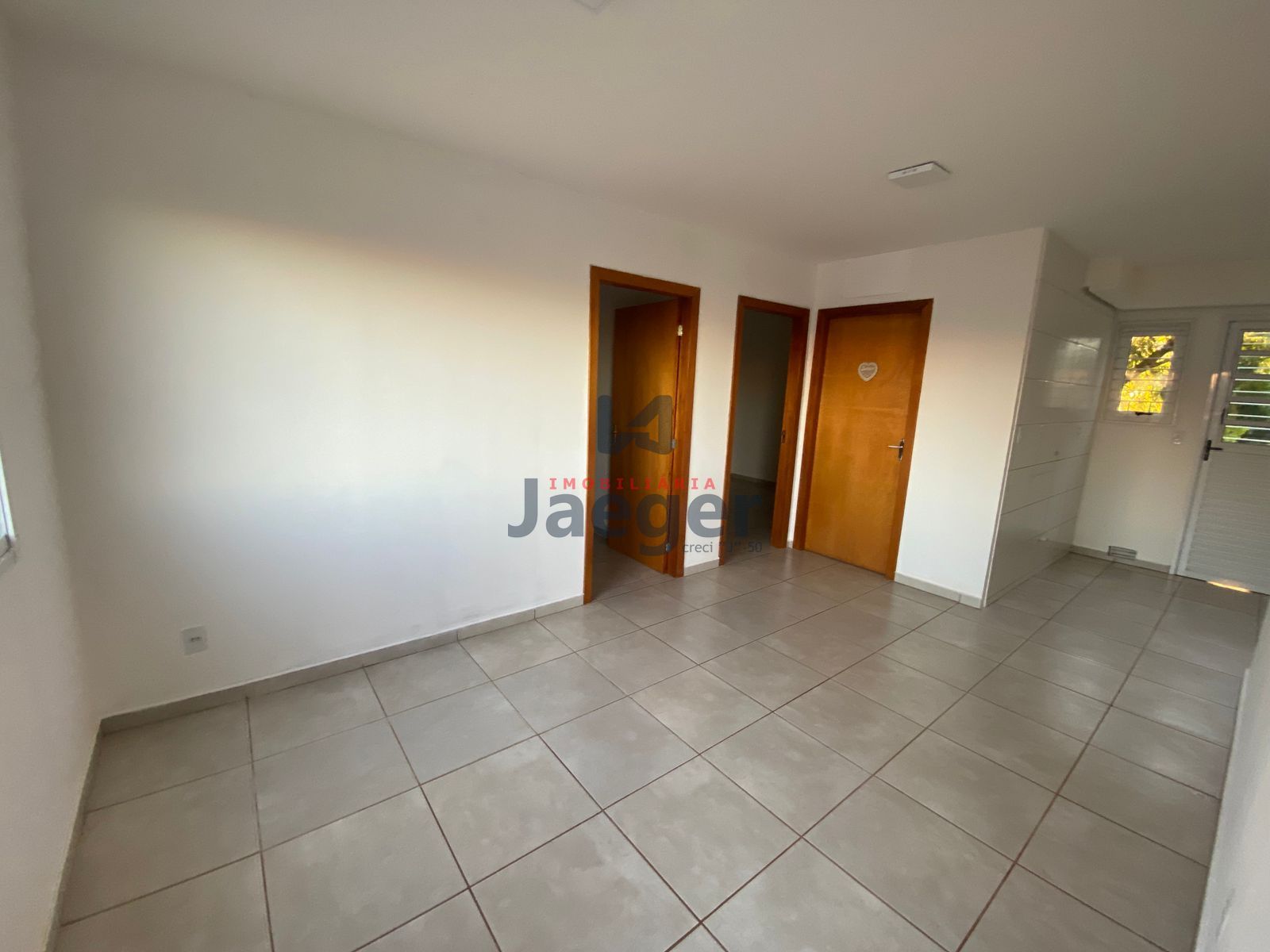 Apartamento à venda com 2 quartos, 44m² - Foto 1