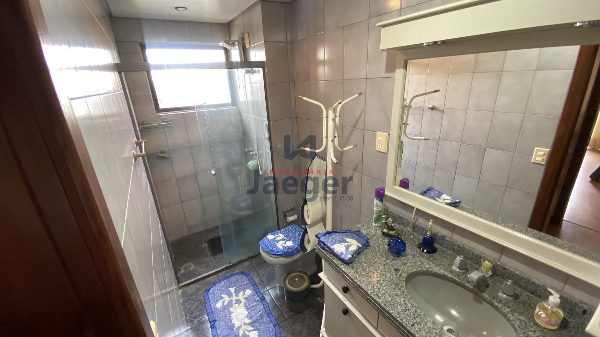 Apartamento à venda com 3 quartos, 248m² - Foto 22