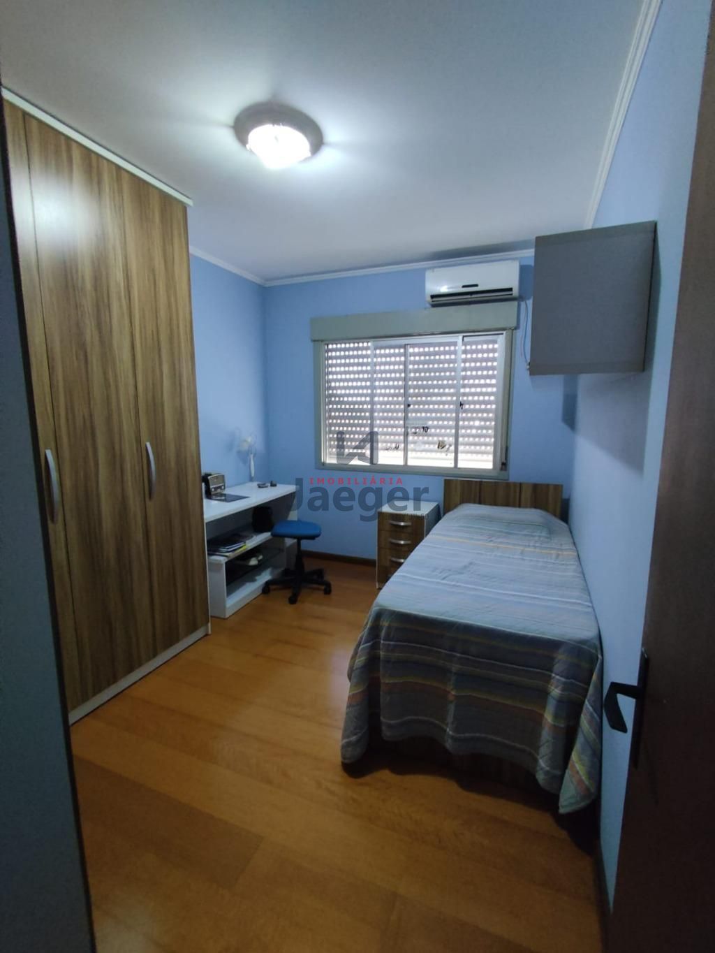 Apartamento à venda com 3 quartos, 135m² - Foto 7